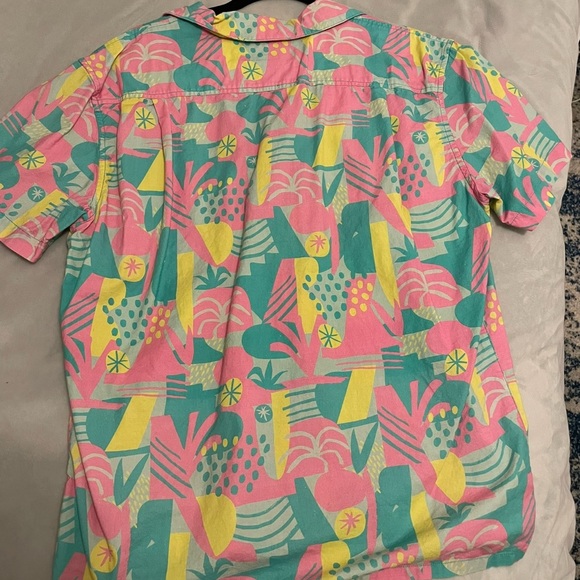 Chubbies button down shirt - Picture 3 of 3